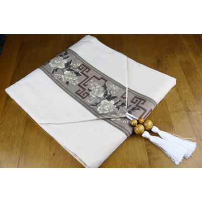 TD2045 - Taplak Meja Segitiga Medium Flower Cream 