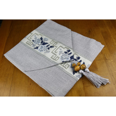 TD2048 - Taplak Meja Segitiga Medium Flower Grey